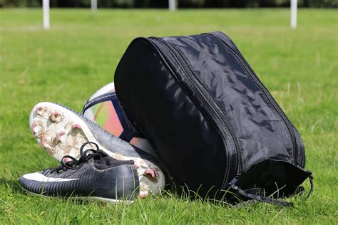 Mochila para carregar chuteira .